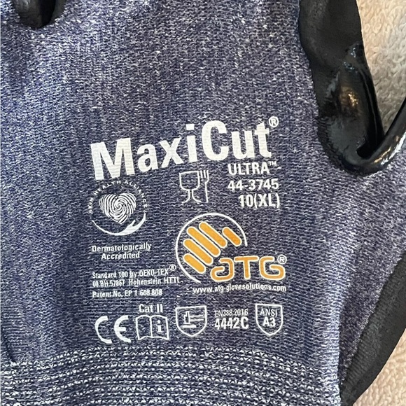 Work Gloves (Mechanix, Maxi Flex, TRex) Lot (XL, L). - Picture 3 of 6